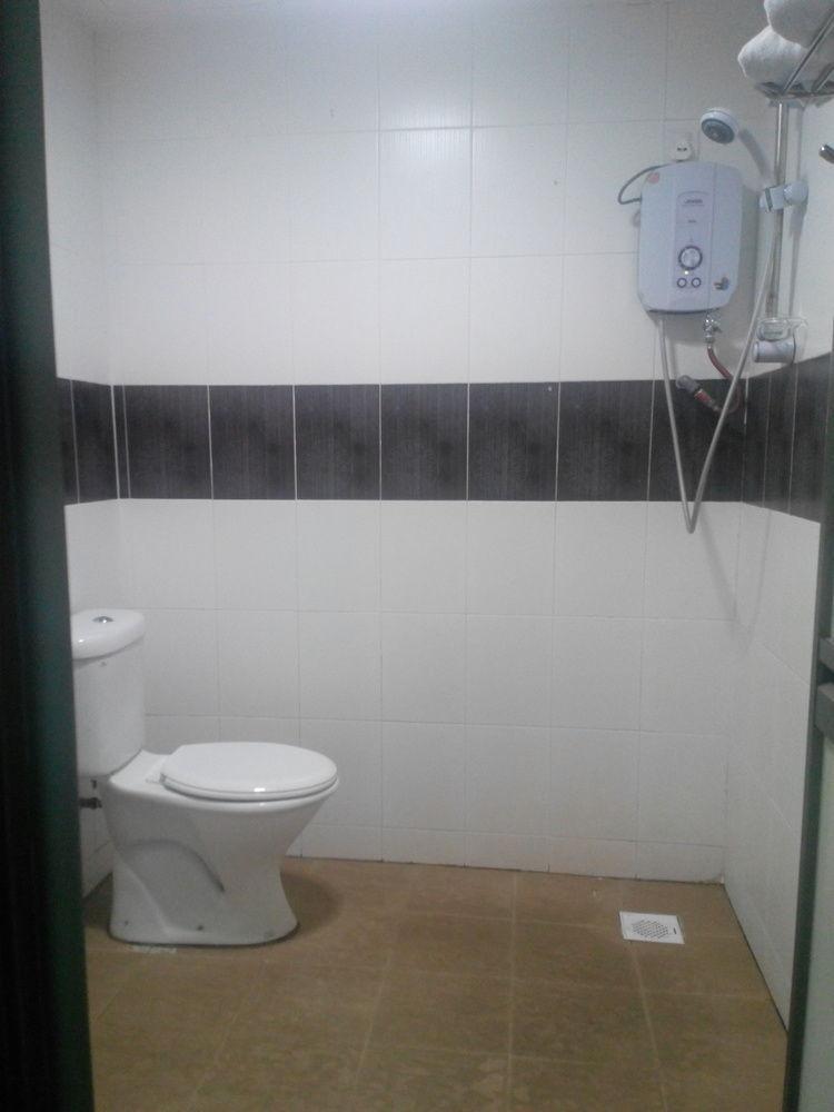 7 Heaven Boutique Hotel Pasir Gudang Buitenkant foto