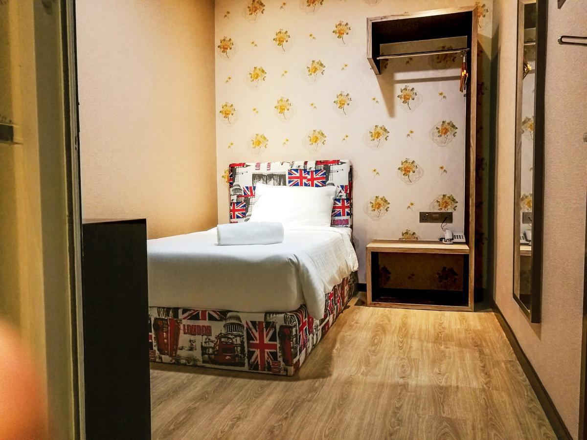 7 Heaven Boutique Hotel Pasir Gudang Buitenkant foto