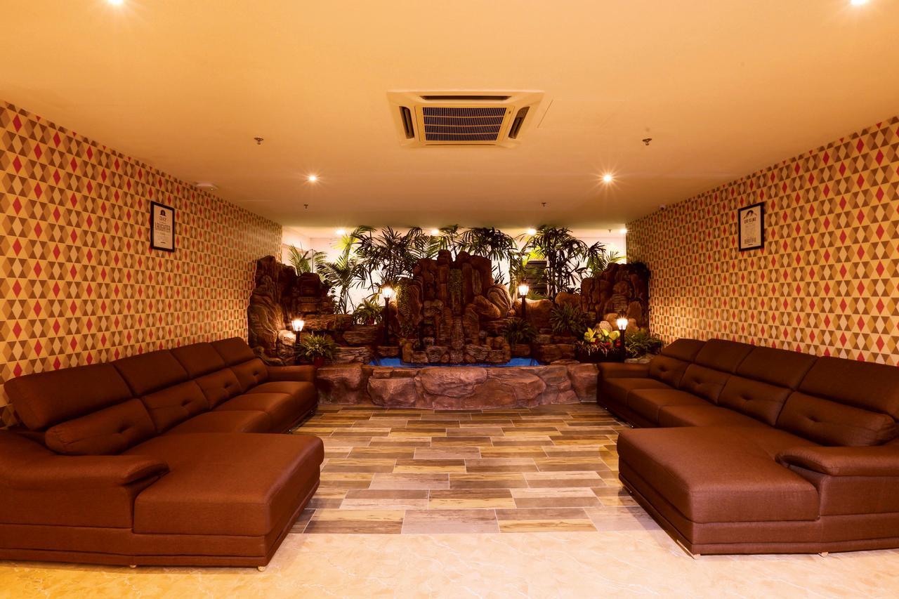 7 Heaven Boutique Hotel Pasir Gudang Buitenkant foto
