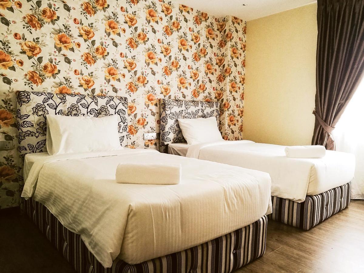 7 Heaven Boutique Hotel Pasir Gudang Buitenkant foto