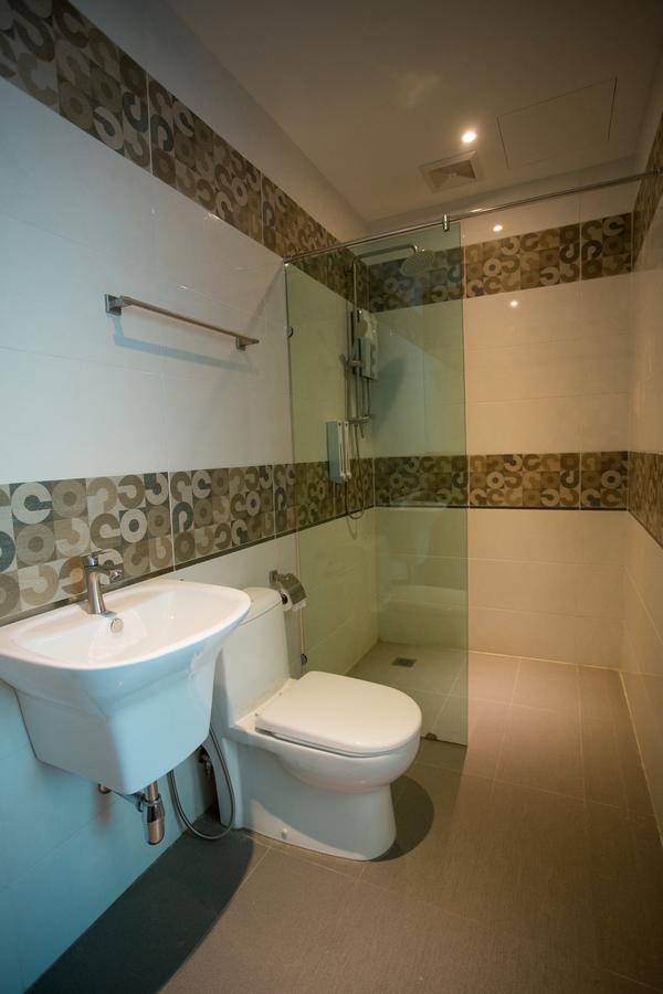 7 Heaven Boutique Hotel Pasir Gudang Buitenkant foto