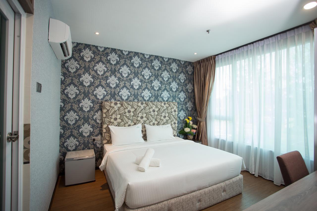 7 Heaven Boutique Hotel Pasir Gudang Buitenkant foto