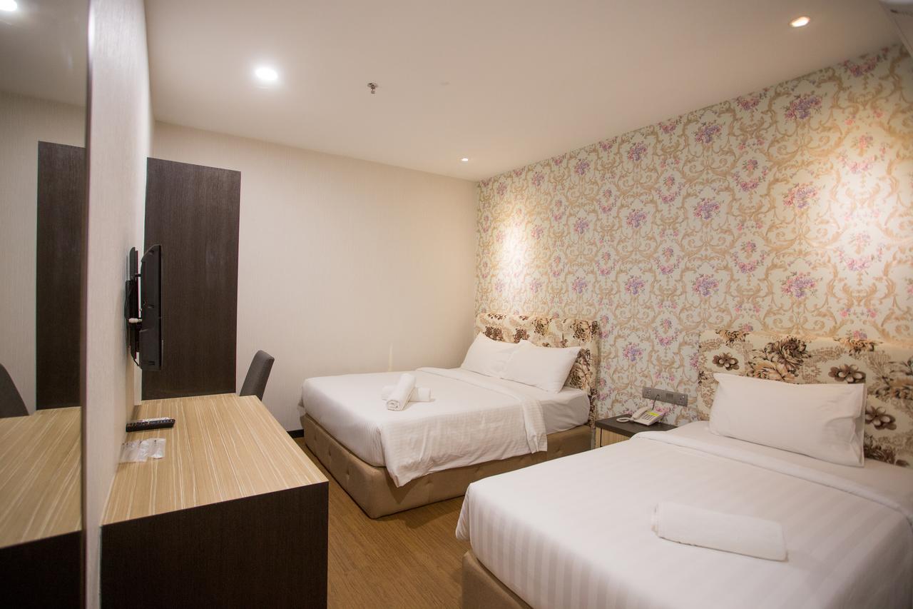 7 Heaven Boutique Hotel Pasir Gudang Buitenkant foto